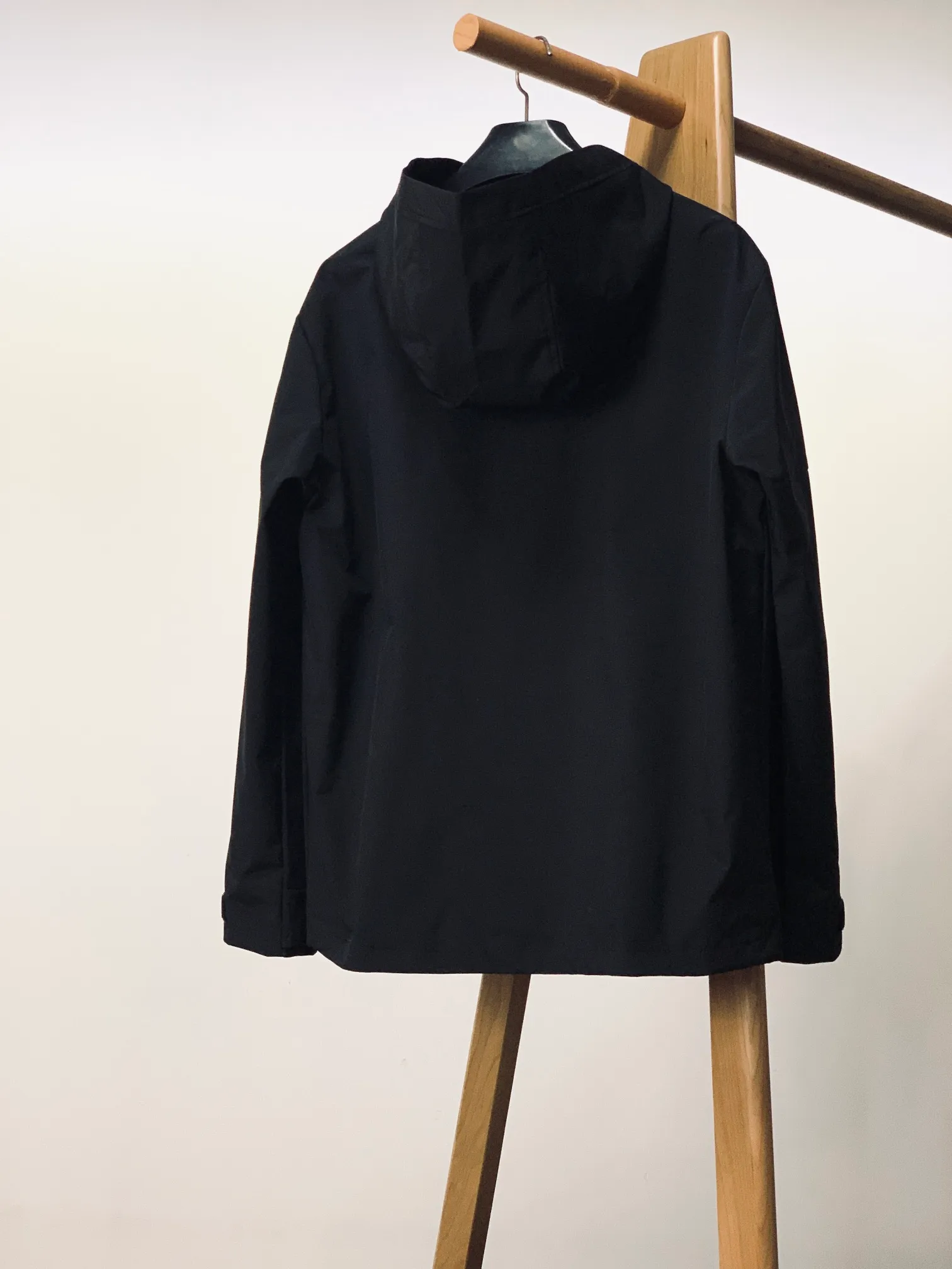 Same Style， ， 2026 New Arrival ， Original Premium Breathable ， ， ， Quality。 ， Sizes：M～3XL，